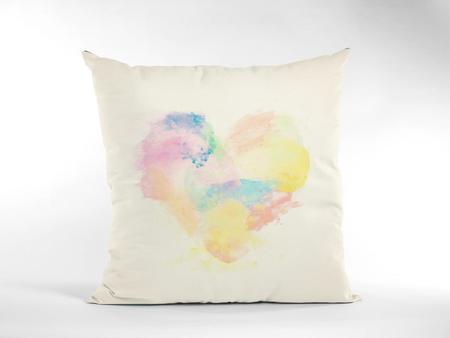 Poduszka dekoracyjna - kolorowe serce (1)